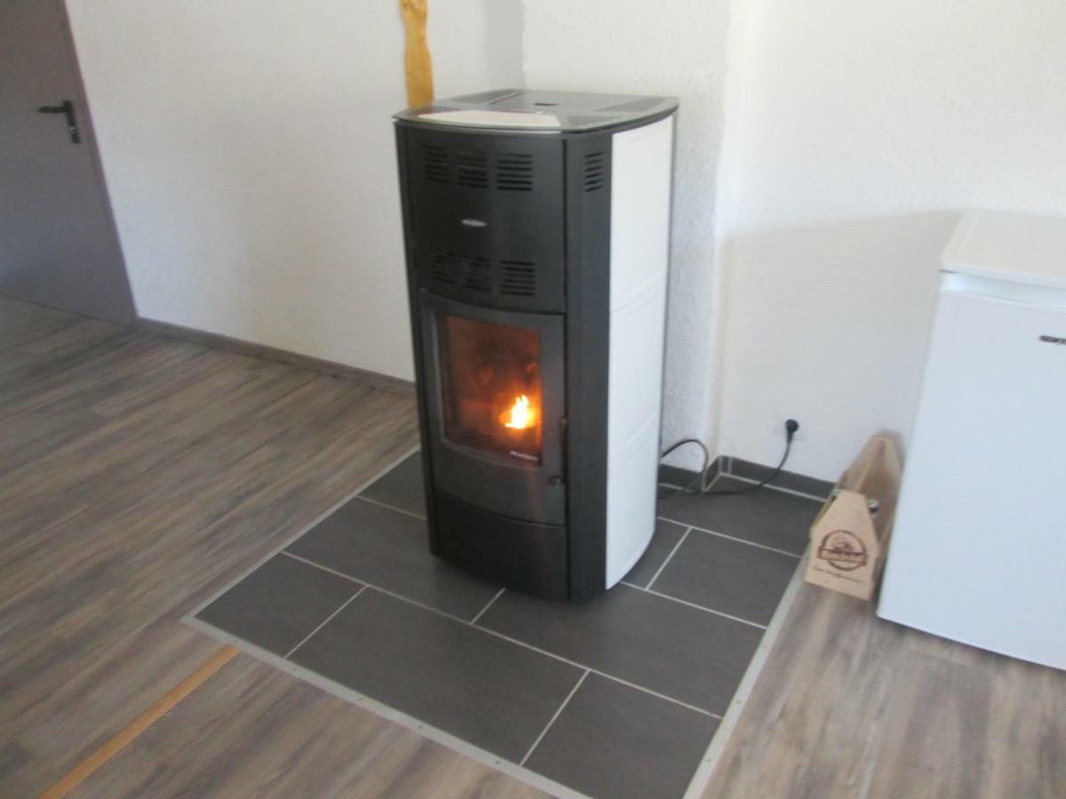 Ferienwohnung Rothaarstube Volkholz エクステリア 写真